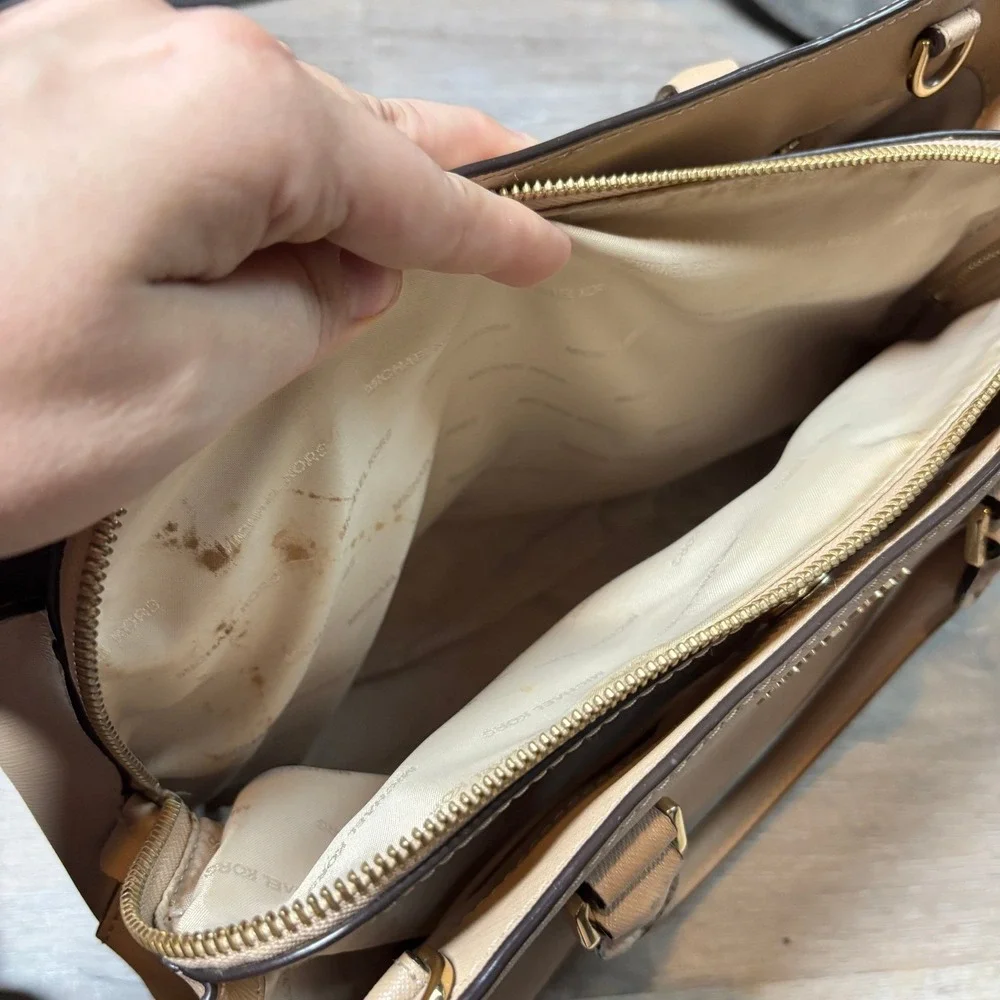 Michael Kors‎ Beige Saffiano Leather Satchel Handbag Gold Hardware Neutral Tote